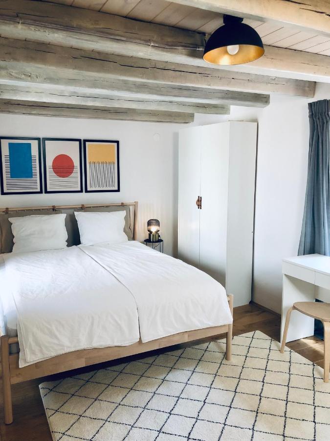Seayou!***Charming 1-Bedroom Rental Unit In The Old City Center Of Cres Exterior foto